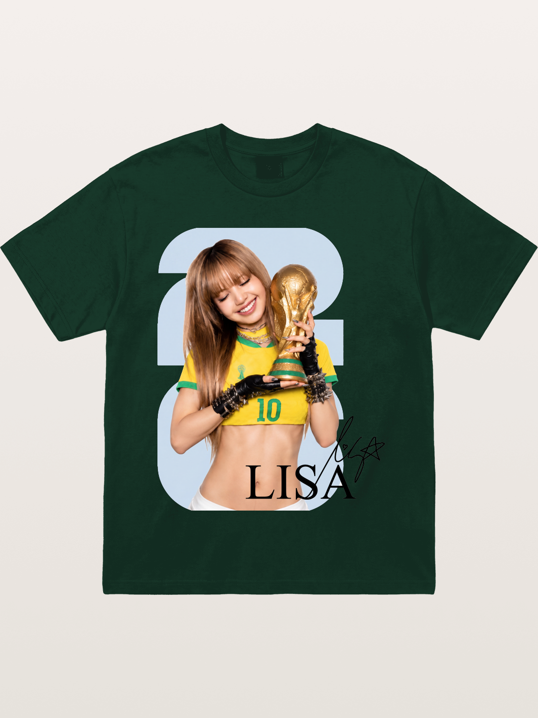 Lisa WC Trophy Portrait Gildan T-shirt
